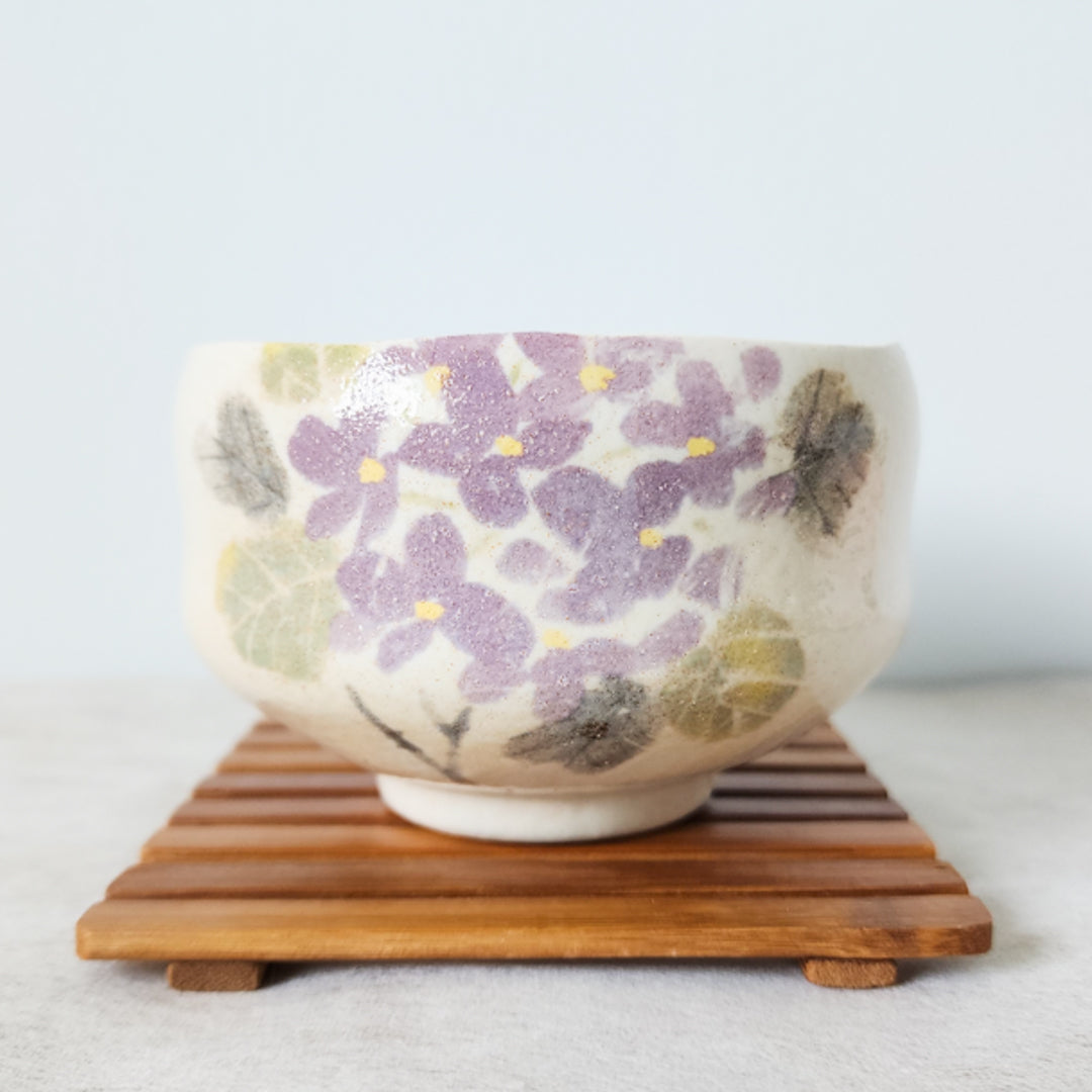 Minoyaki Four Seasons Mini Tea Bowl - Hydrangea Flowers