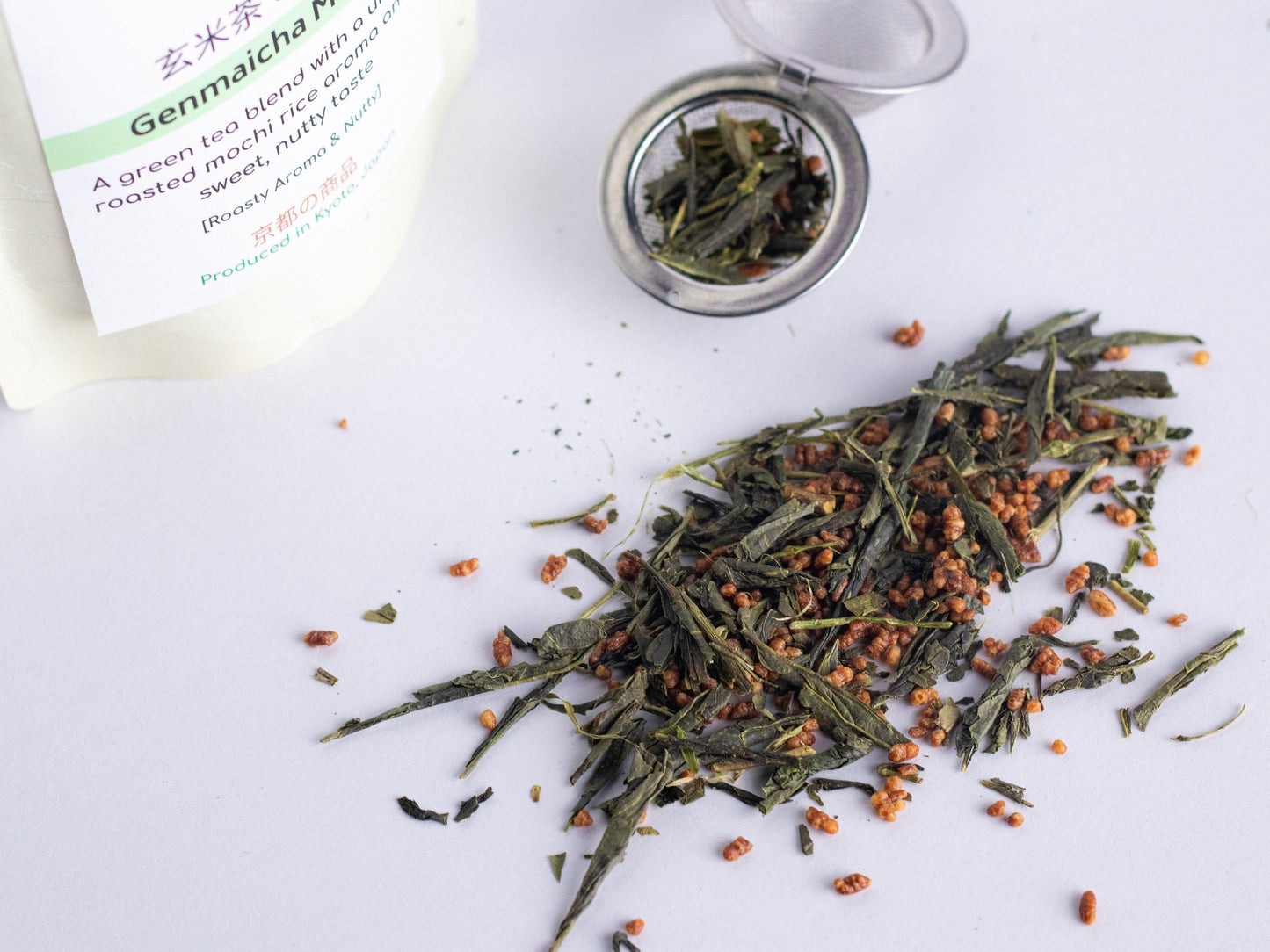 High-quality Fresh Genmaicha loose leaf tea of Japanese green tea mixed with toasted brown rice for a warm, toasty taste